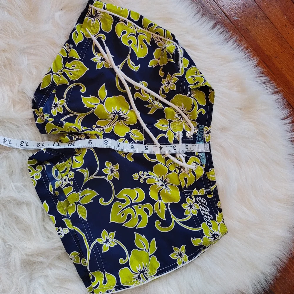 Hiho Hawaiian Board Shorts Sz. 2 - Picture 5 of 8